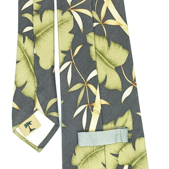 TOMMY BAHAMA Tie Gray Green Leaves Bamboo 100% Silk Hand Made Mens Necktie - Picture 7 of 11